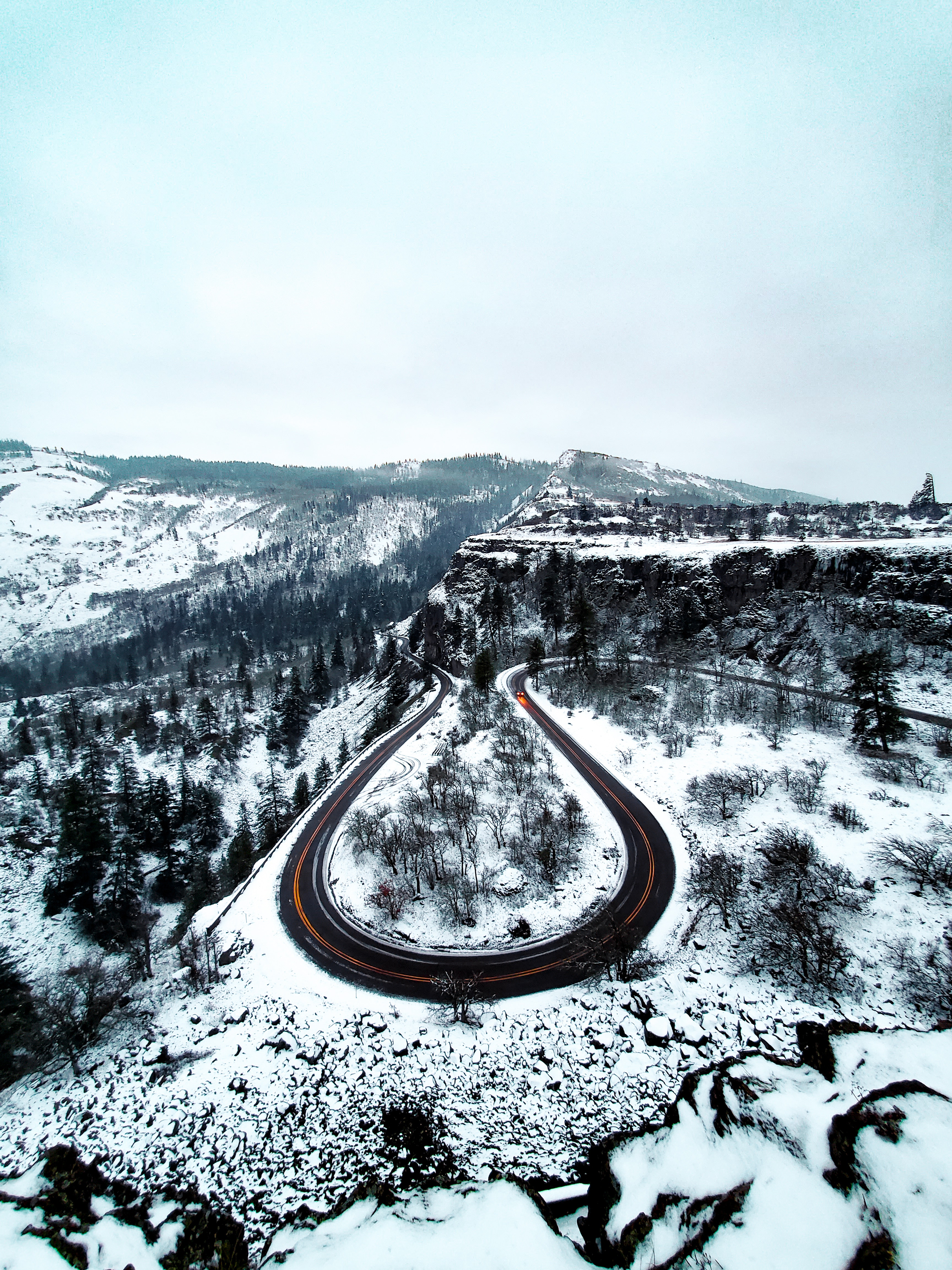 snow-covered-mountain-3608629.jpg